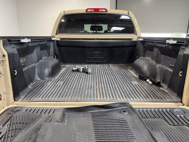Used 2017 Toyota Tundra SR5 RWD image 17