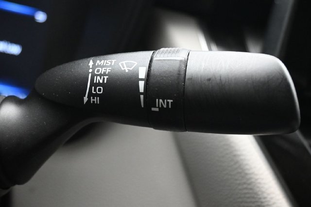 Used 2022 Toyota Corolla LE FWD image 20
