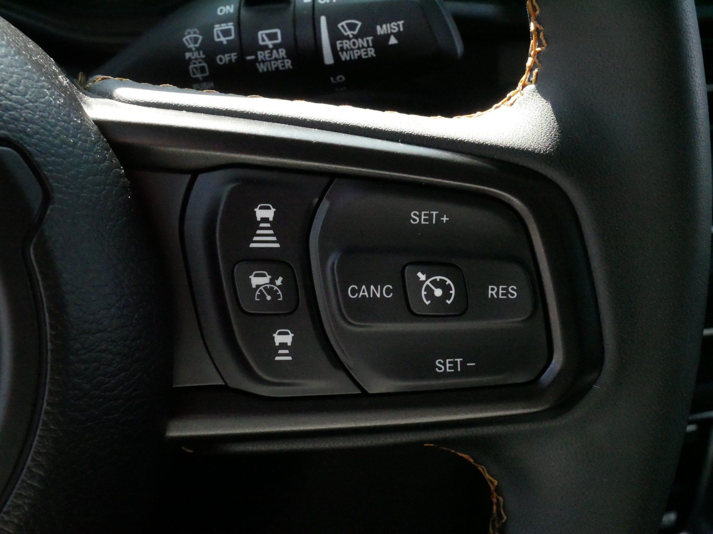 Used 2024 Jeep Wrangler Sport AWD/4WD image 25