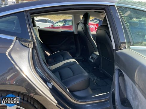 Used 2018 Tesla Model 3 Performance image 47