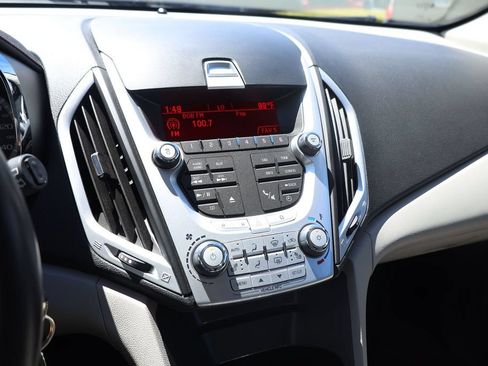 Used 2010 GMC Terrain SLT FWD image 15