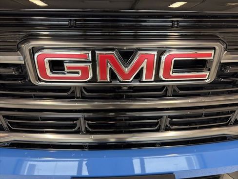 New 2026 GMC Terrain AT4 w/ Convenience Package III AWD/4WD image 16