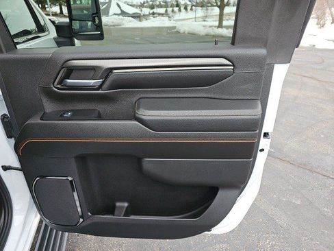 Used 2024 GMC Sierra 3500 AT4 w/ AT4 Premium Plus Package image 18