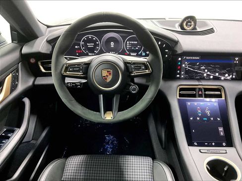 Used 2025 Porsche Taycan 4S image 16