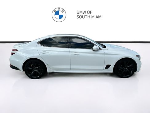 Used 2023 Genesis G70 2.0T w/ Sport Prestige Package RWD image 8