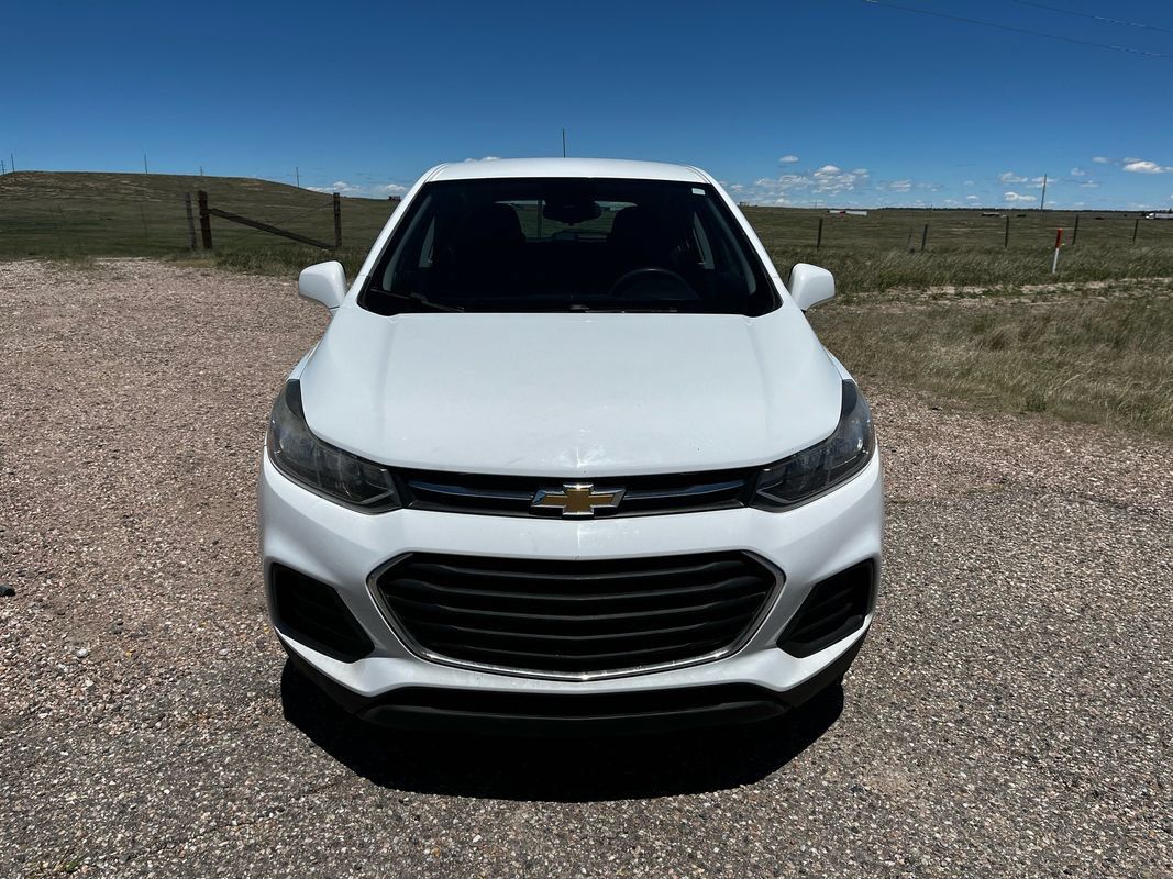 Used 2017 Chevrolet Trax LS FWD image 8