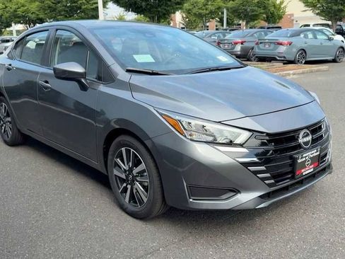 New 2025 Nissan Versa SV w/ Trunk Package image 5
