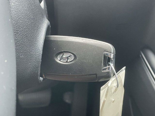 Certified 2024 Hyundai Tucson SE FWD image 25
