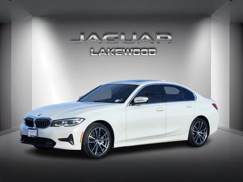 Used 2021 BMW 330i xDrive Sedan w/ Convenience Package image 1