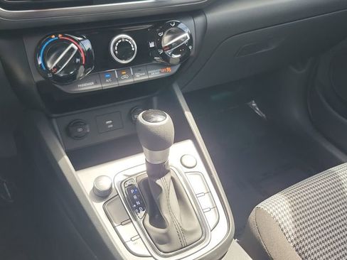 Certified 2023 Hyundai Kona SE AWD/4WD image 16