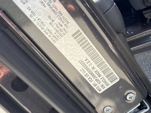 Used 2025 Jeep Wrangler Sport AWD/4WD image 19