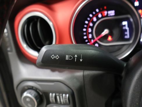 Certified 2020 Jeep Gladiator Rubicon AWD/4WD image 36
