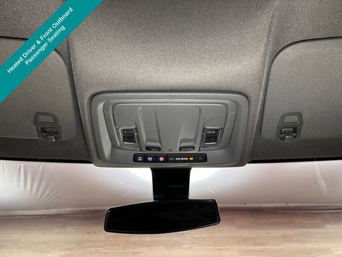 Used 2022 Chevrolet Silverado 2500 LT w/ Convenience Package image 18