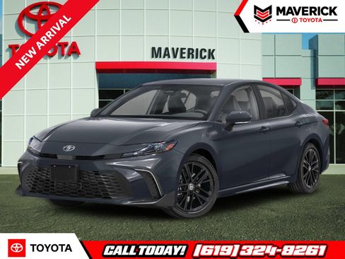 Used 2025 Toyota Camry SE FWD image 1