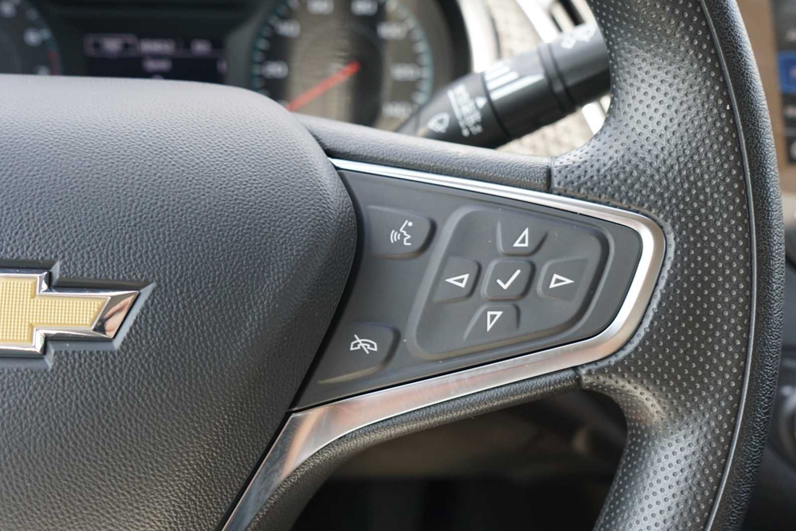 Used 2025 Chevrolet Malibu LT FWD image 14