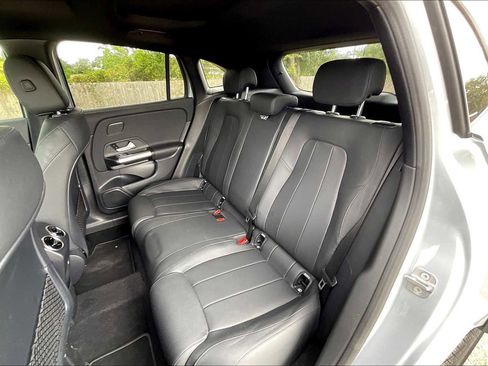 Certified 2025 Mercedes-Benz GLA 250 image 16