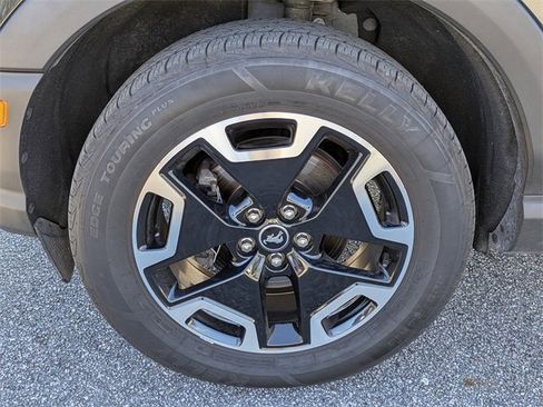 Certified 2022 Ford Bronco Sport Outer Banks w/ Tech Package image 11