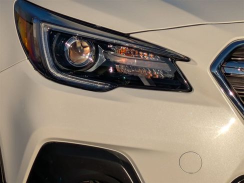 Used 2019 Subaru Outback 3.6R Touring w/ Popular Package #3A image 25