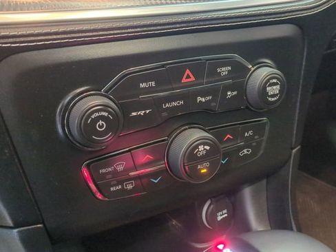 Used 2019 Dodge Charger SRT Hellcat w/ Harman/Kardon Audio Group RWD image 29