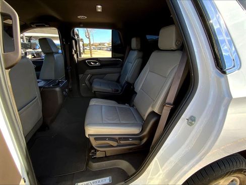 Used 2021 Chevrolet Tahoe LT image 18