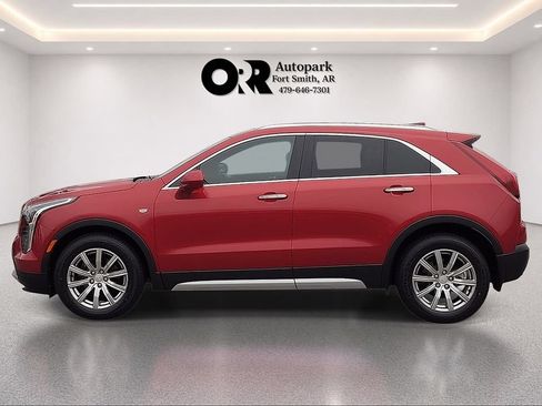 Used 2019 Cadillac XT4 Premium Luxury FWD image 3