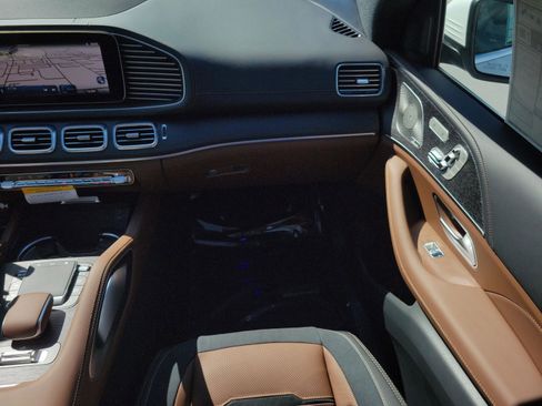 New 2026 Mercedes-Benz GLE 53 AMG 4MATIC Coupe image 14