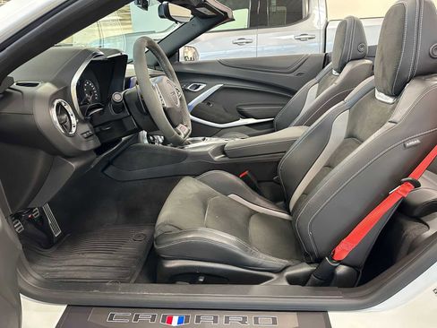 Used 2023 Chevrolet Camaro SS image 18