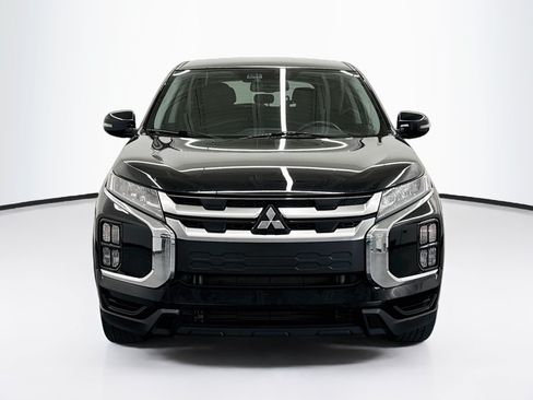 Used 2025 Mitsubishi Outlander Sport SE AWD/4WD image 2