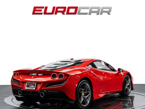 Used 2022 Ferrari F8 Tributo RWD image 5