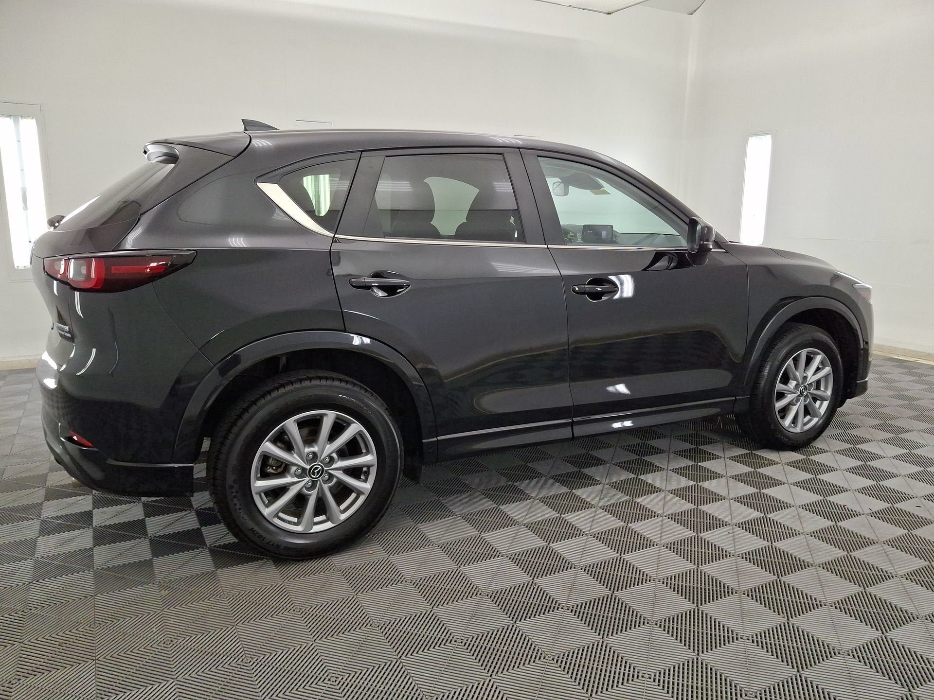 Used 2025 MAZDA CX-5 AWD 2.5 S w/ Preferred Package image 26