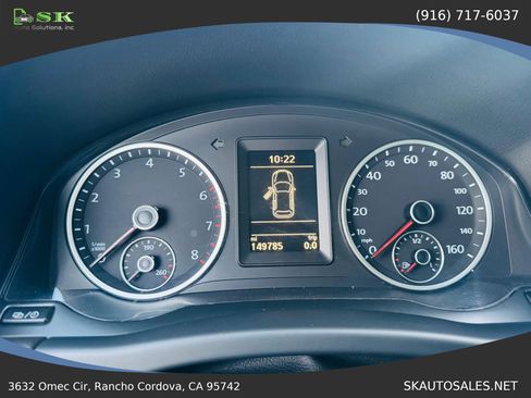 Used 2013 Volkswagen Tiguan S image 20