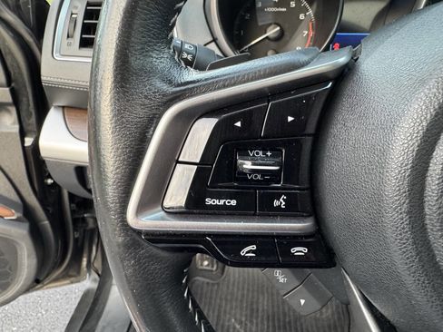 Used 2018 Subaru Outback 3.6R Touring w/ Popular Package #3 image 36