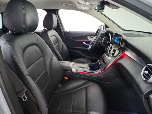 Certified 2022 Mercedes-Benz GLC 300 image 34