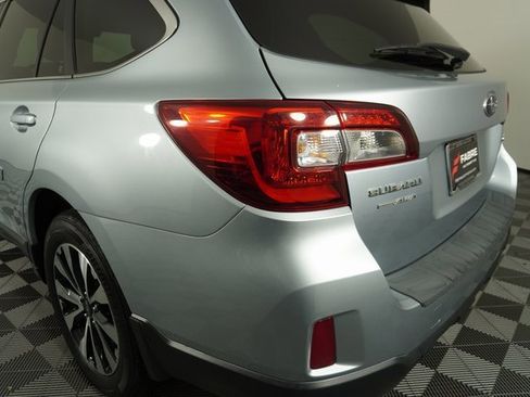 Used 2016 Subaru Outback 2.5i Limited image 12