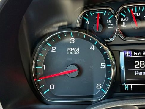 Used 2017 GMC Sierra 1500 SLT AWD/4WD image 34