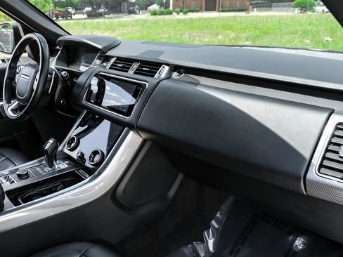 Used 2019 Land Rover Range Rover Sport Supercharged AWD/4WD image 10