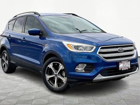 Used 2018 Ford Escape SEL image 1