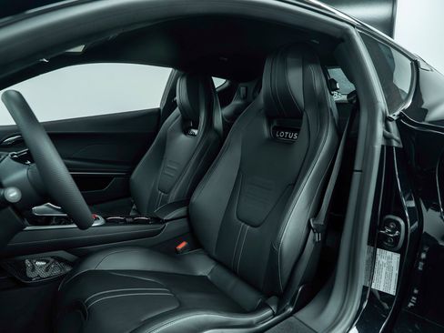 New 2025 Lotus Emira image 21