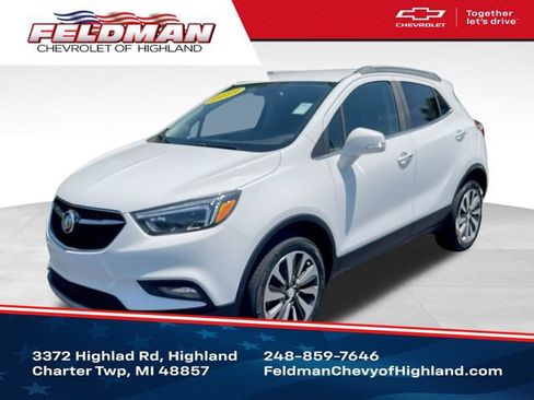 Used 2018 Buick Encore Essence FWD image 1
