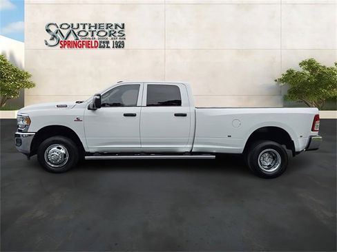 Used 2023 RAM 3500 Tradesman w/ Chrome Appearance Group image 2