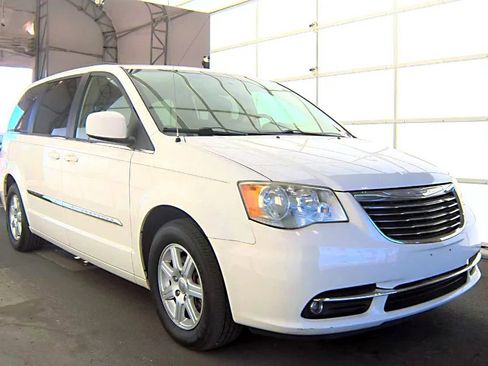Used 2012 Chrysler Town & Country Touring w/ Entertainment Group #1 image 2