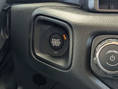 New 2026 Jeep Gladiator Sport AWD/4WD image 28