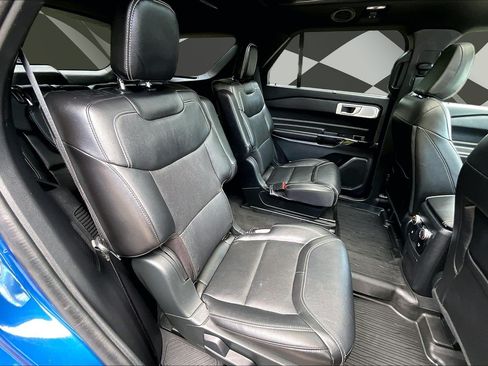 Used 2022 Ford Explorer ST w/ Equipment Group 401A AWD/4WD image 27