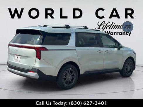 New 2026 Kia Carnival EX FWD image 3