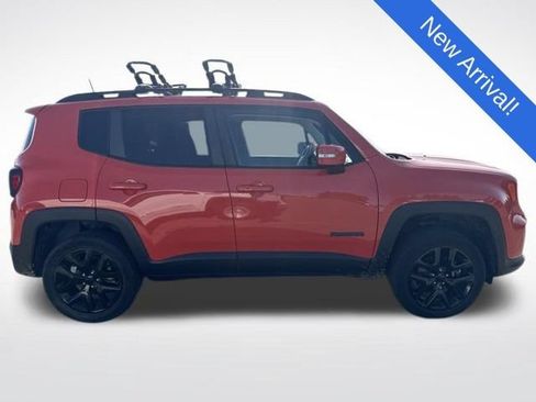 Used 2019 Jeep Renegade Altitude w/ Quick Order Package 2XM AWD/4WD image 8