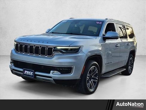 Used 2022 Jeep Wagoneer Series III w/ Flexible Seating Group image 1