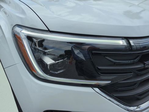 New 2026 Volkswagen Atlas SEL Premium R-Line image 17