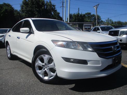 Used 2010 Honda Crosstour EX-L image 2