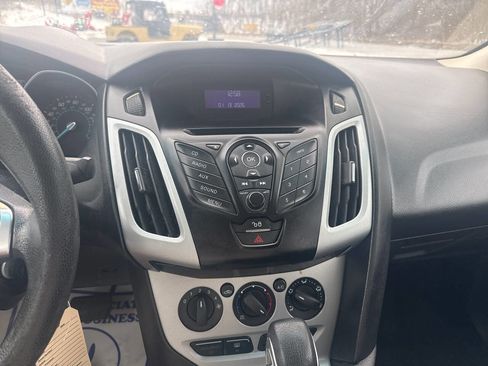 Used 2012 Ford Focus SE image 26