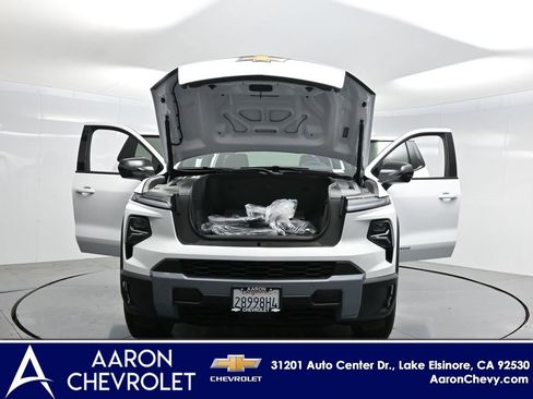New 2026 Chevrolet Silverado EV LT AWD/4WD image 42